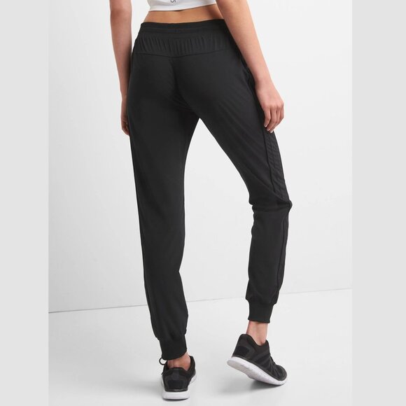 GAP GapFit woven studio joggers Black XL - Picture 2 of 9